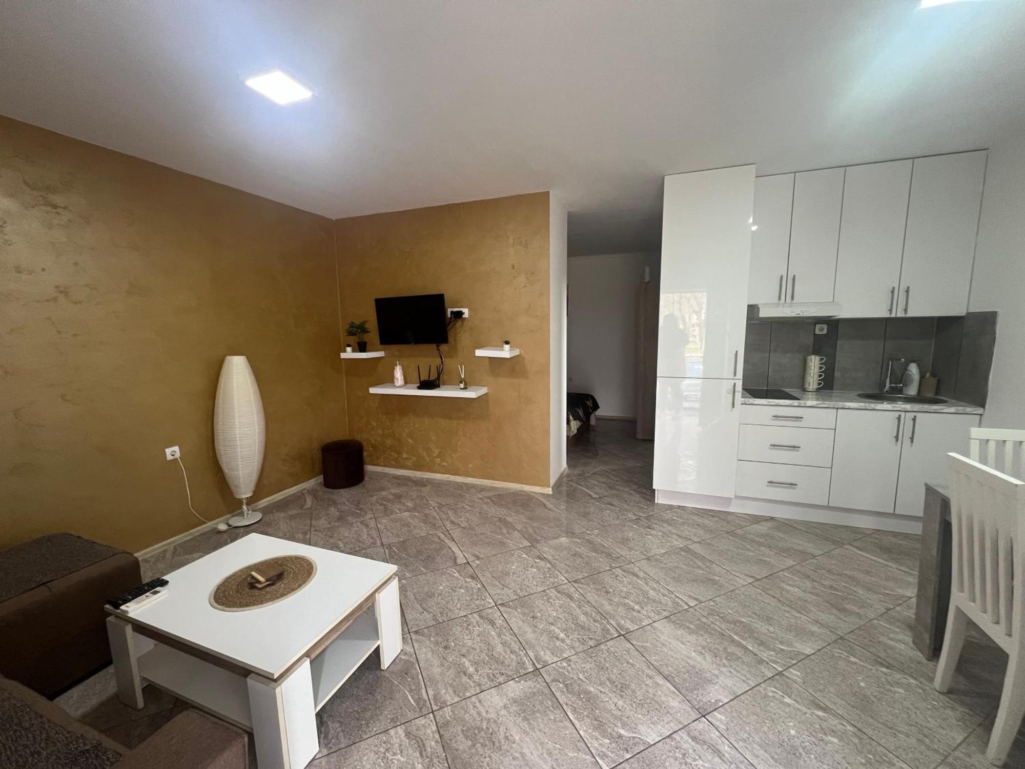 Aurora Apartment Sombor Exterior photo